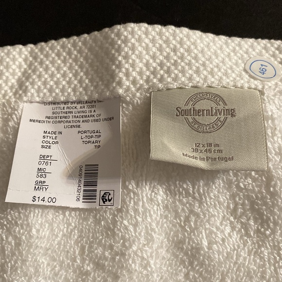 Southern Living PORTUGAL L-TOP-TIP TOPIARY FINGER
TIP 12” x 18”, 100% COTTON NWT - Picture 5 of 6